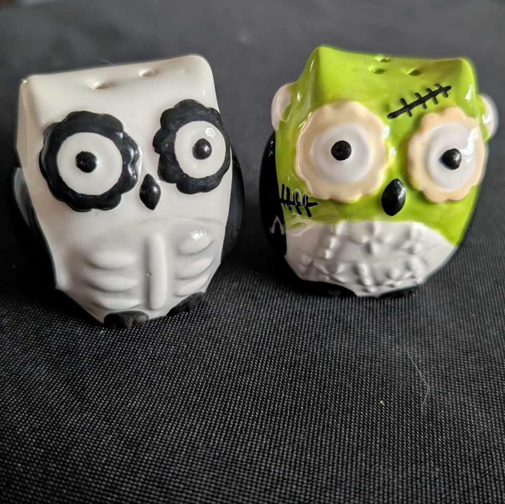 Vintage Salt & Pepper Owl 🦉 Shakers